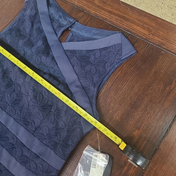 NWT Nanette Lepore Navy Lace Faux Wrap Dress Size 6 - Picture 8 of 15